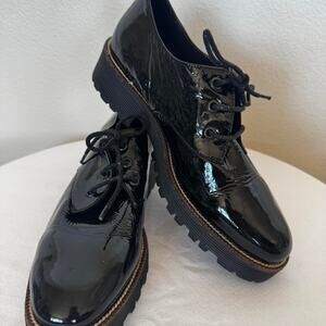 Black patent leather lace up